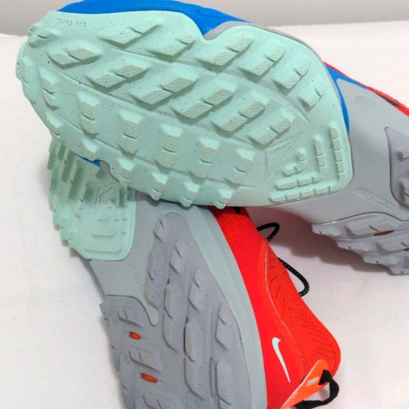 NWOT Nike Men's Air Zoom Terra Kiger - Picture 3 of 6